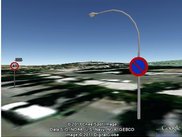 Ejemplo de señal con soporte en farola