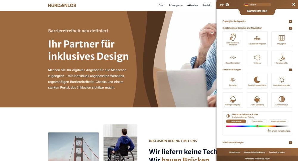 Website with Hürdenlos.Assist Widget open