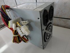 Fonte ATX 400W nominais