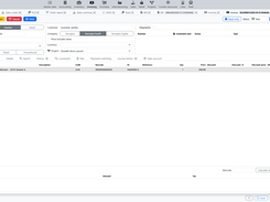 Invoice card with customer, items, quantities, prices, taxes, payment status and totals